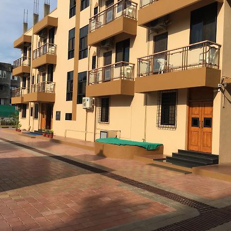 Hira Laxmi Residency Hotel Alībāg Eksteriør billede