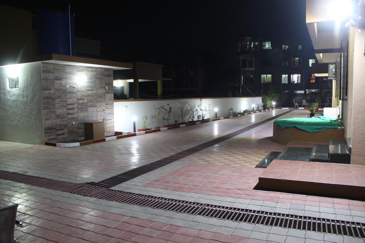 Hira Laxmi Residency Hotel Alībāg Eksteriør billede